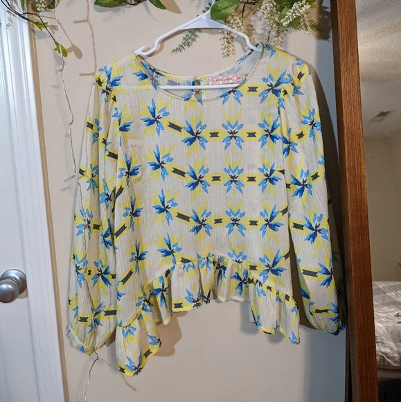 Traffic People Ruffle Print top - Picture 4 of 5
